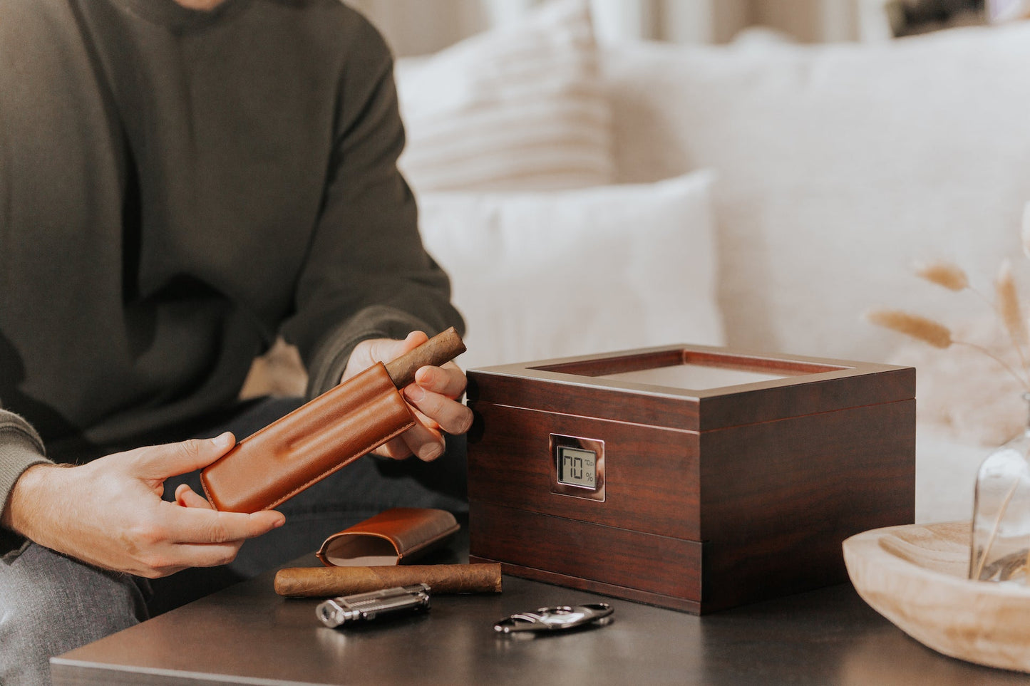 Renzo Glass Top Humidor by Case Elegance