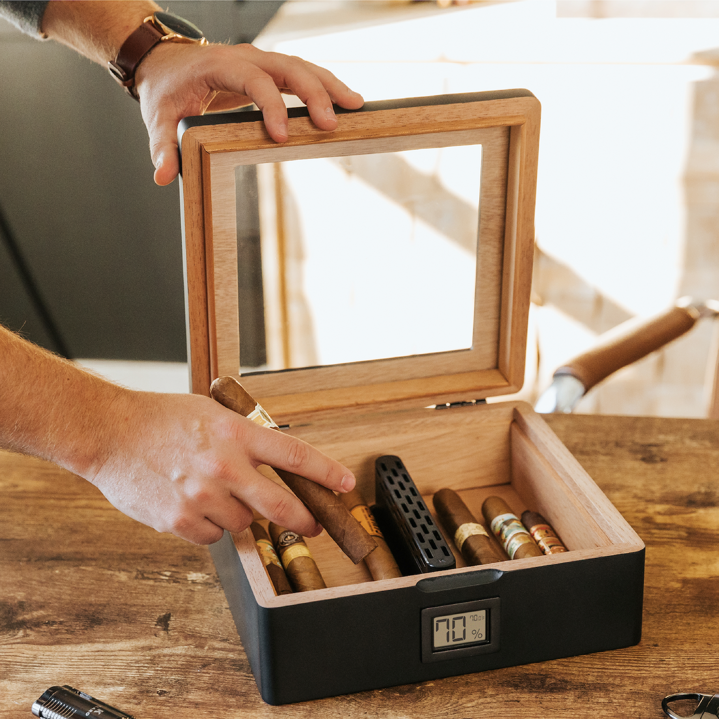 MAG Humidor - Matte Black by Case Elegance