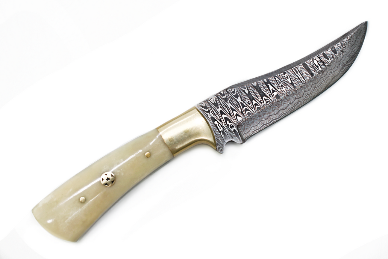 A PERFECT HUNTING AND SKINNING KNIFE TD-100