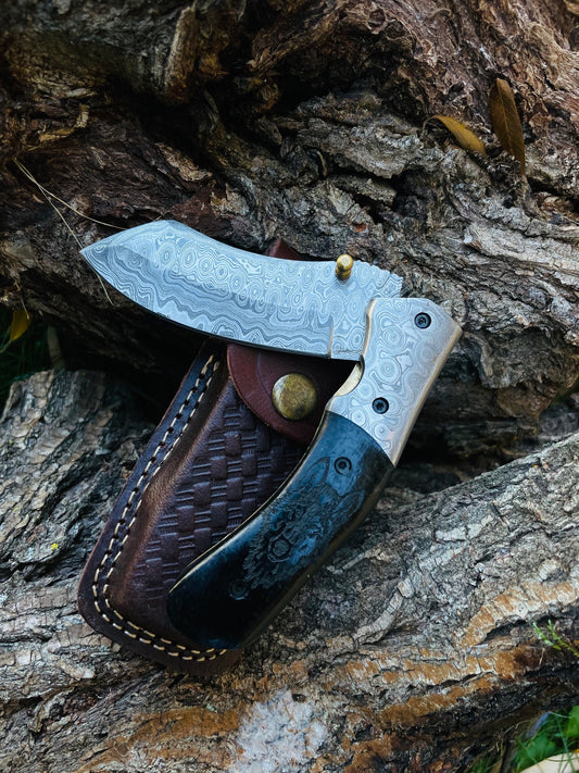 DAMASCUS STEEL FOLDING KNIFE WOLF ENGRAVED TK-052